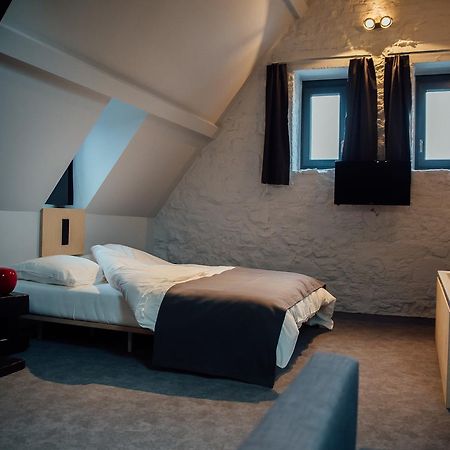 Auberge De L'Abbaye Thuin Ngoại thất bức ảnh