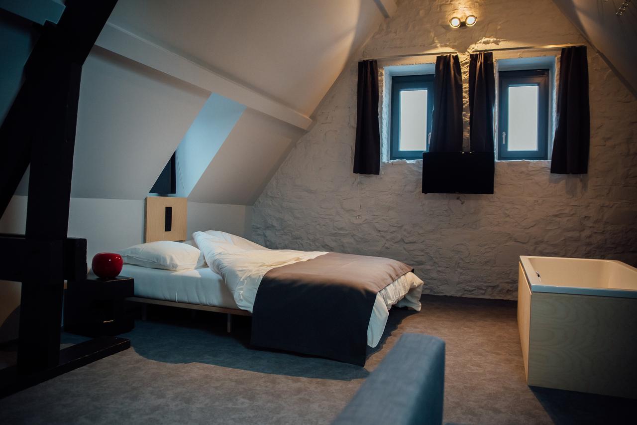 Auberge De L'Abbaye Thuin Ngoại thất bức ảnh